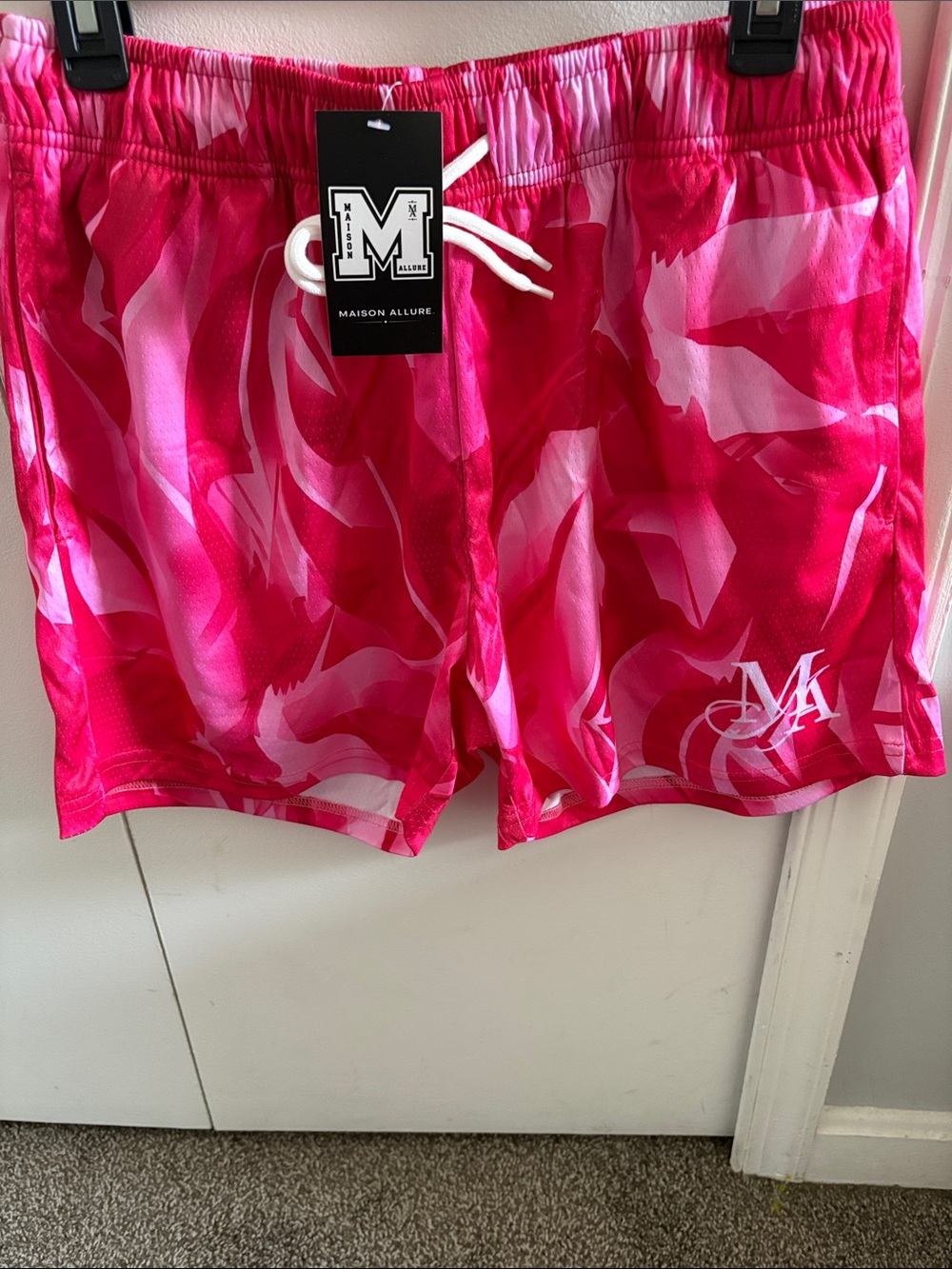 Maison Allure Pink Athletic Mesh Shorts Size M NWT